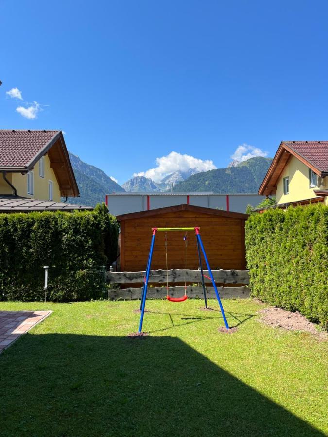 Sonnenchalet Mit Sauna Kotschach-Mauthen Exteriör bild