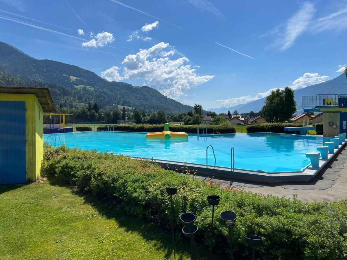 Sonnenchalet Mit Sauna Kotschach-Mauthen Exteriör bild
