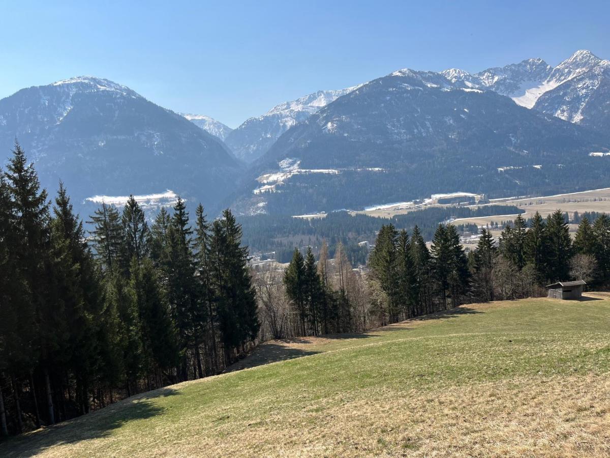 Sonnenchalet Mit Sauna Kotschach-Mauthen Exteriör bild